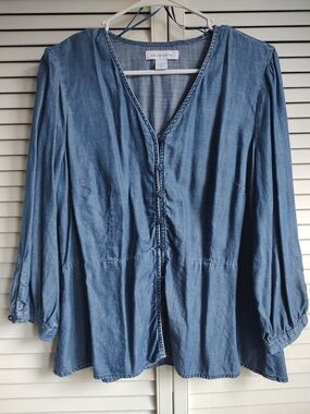 Liz Claiborne Denim-Style Blue Button Front Women's Shirt